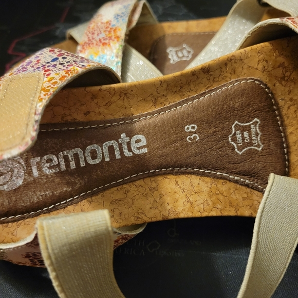 Remonte Colorful Leather Sandals With Velcro Cloaures. Size 38 - Picture 2 of 6
